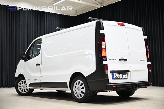 Renault Trafic 4 of 27