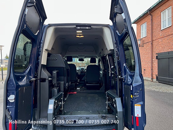Ford Transit Custom 29 of 29