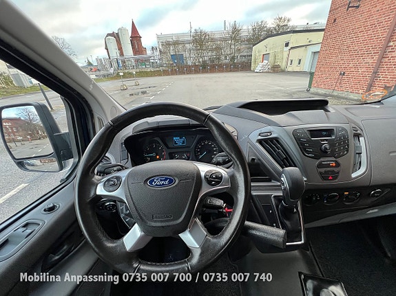 Ford Transit Custom 27 of 29