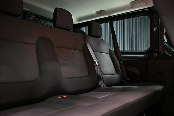 Renault Trafic 9 of 26