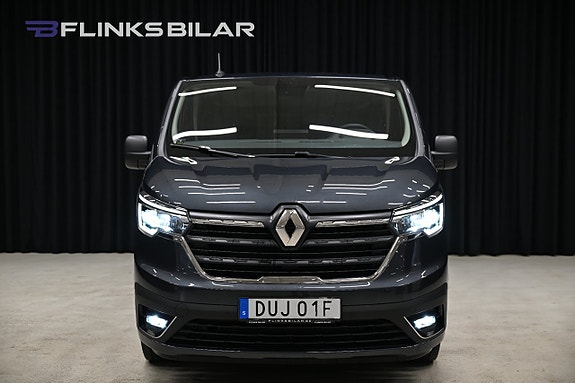 Renault Trafic 10 of 26