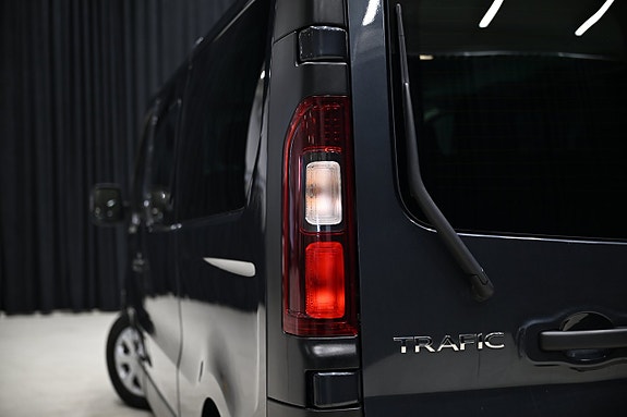 Renault Trafic 13 of 26
