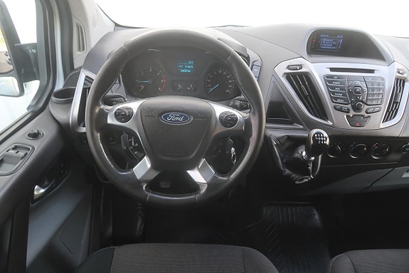 Ford Transit Custom 9 of 20
