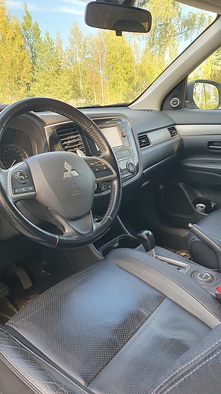 Mitsubishi Outlander 6 of 9
