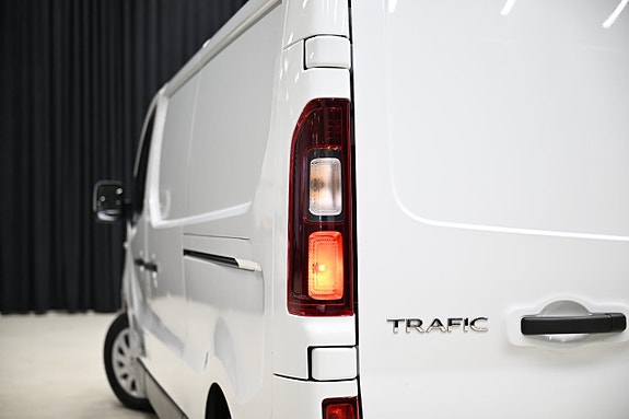 Renault Trafic 13 of 28