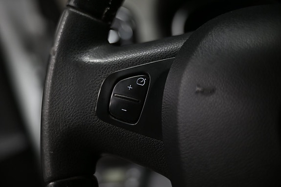 Renault Trafic 26 of 28