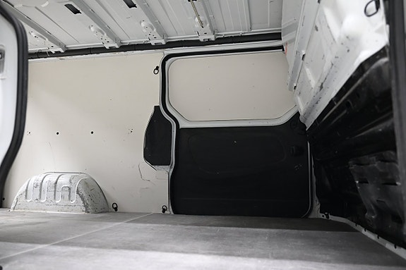 Renault Trafic 11 of 28