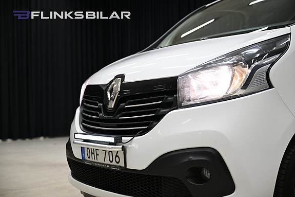 Renault Trafic 15 of 28