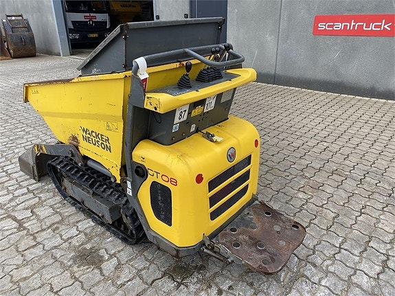 Wacker Neuson DT08 2 of 10
