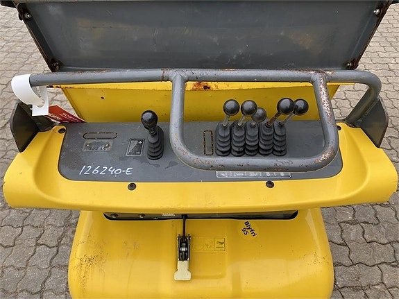 Wacker Neuson DT08 3 of 10