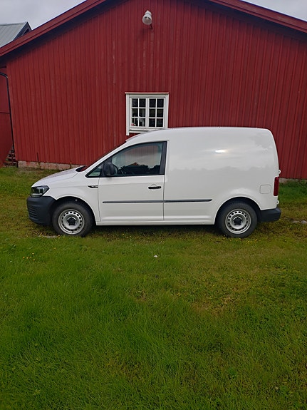 Volkswagen Caddy 2 of 3