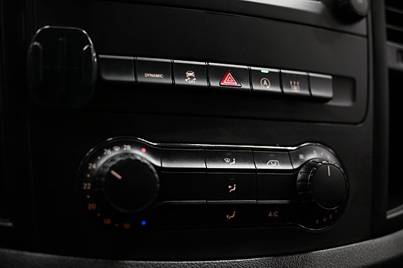 Mercedes-Benz Vito 119 21 of 30