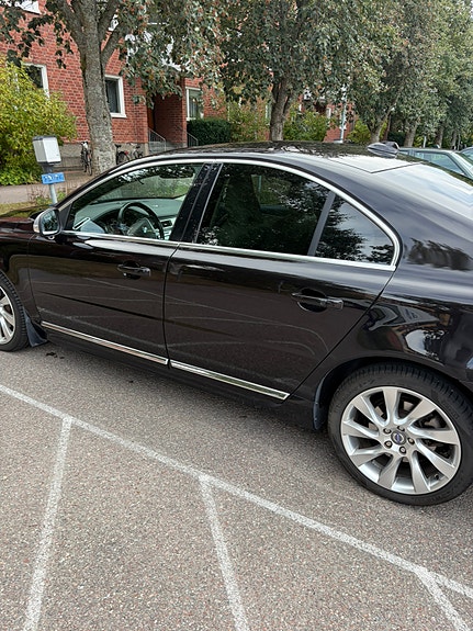 Volvo S80 5 of 16