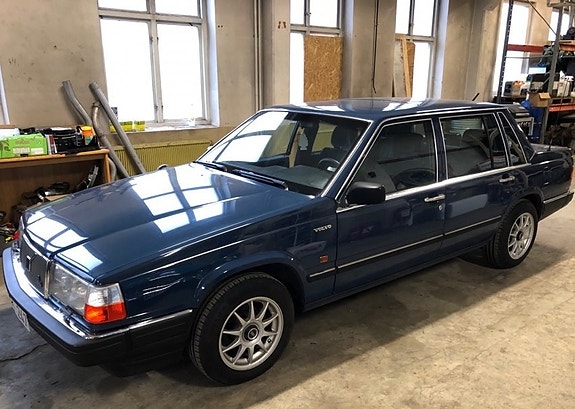 Volvo 760 2 of 27