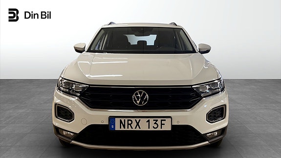 Volkswagen T-Roc 4 of 11