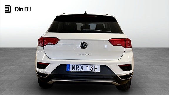 Volkswagen T-Roc 5 of 11