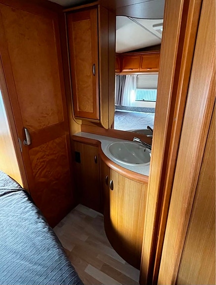 Hobby 720 Ukfe prestige 3-våningssäng 4 of 9