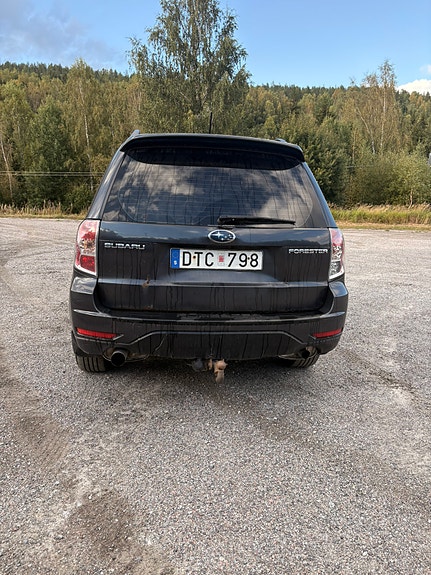 Subaru Forester 3 of 5