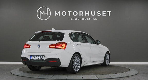 BMW 118i 6 of 22