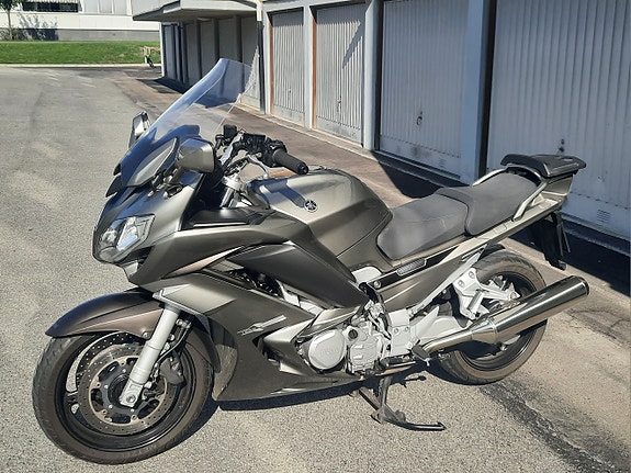Yamaha FJR1300A 2 of 2