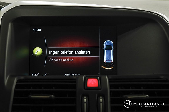 Volvo XC60 13 of 22
