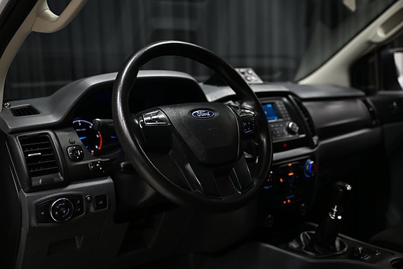 Ford Ranger 18 of 30