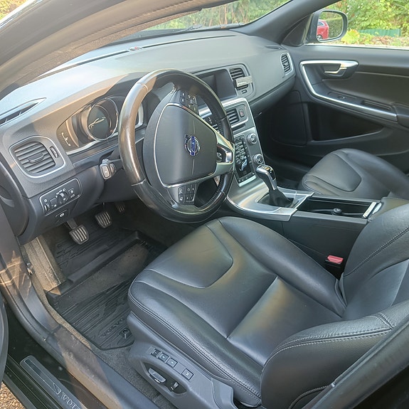 Volvo V60 7 of 7