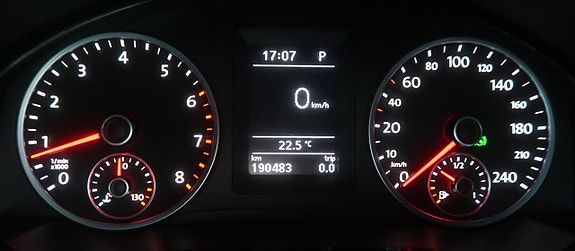 Volkswagen Tiguan 14 of 24