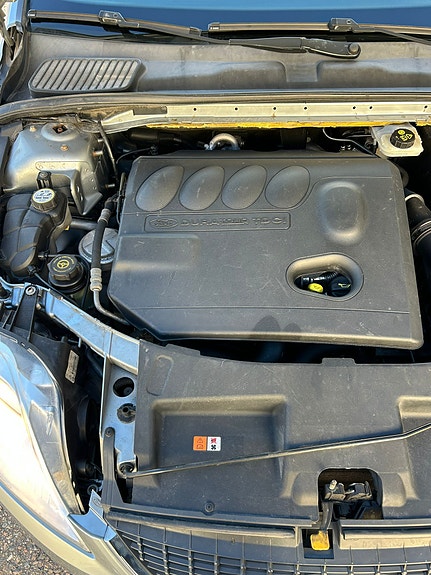 Ford Mondeo 6 of 8