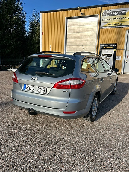 Ford Mondeo 2 of 8