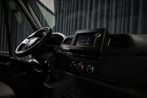 Renault Master 24 of 25