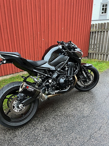 Kawasaki Z900 10 of 10
