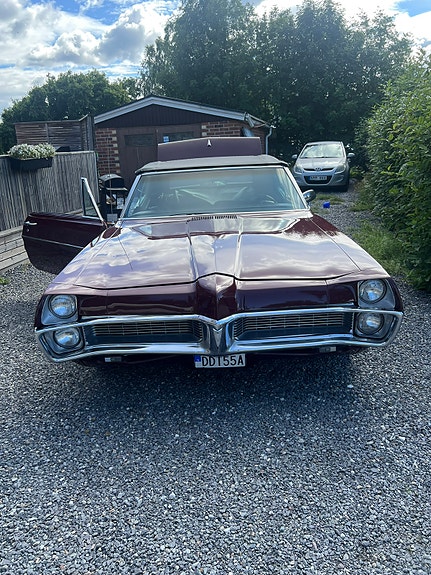 Pontiac Catalina 5 of 5