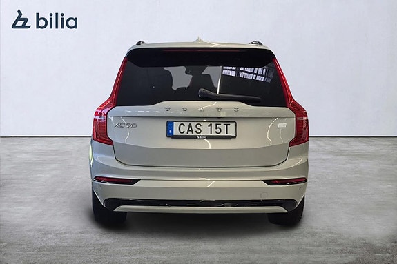 Volvo XC90 8 of 22