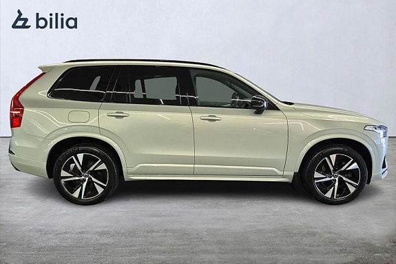 Volvo XC90 5 of 22