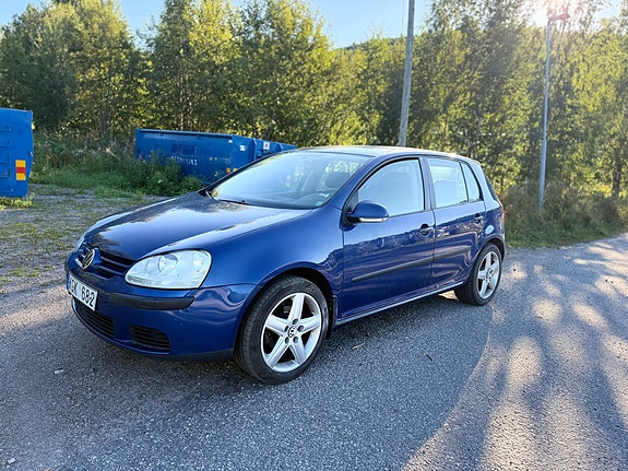 Volkswagen Golf V 12 of 17