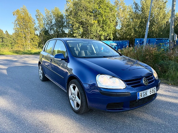 Volkswagen Golf V 6 of 17