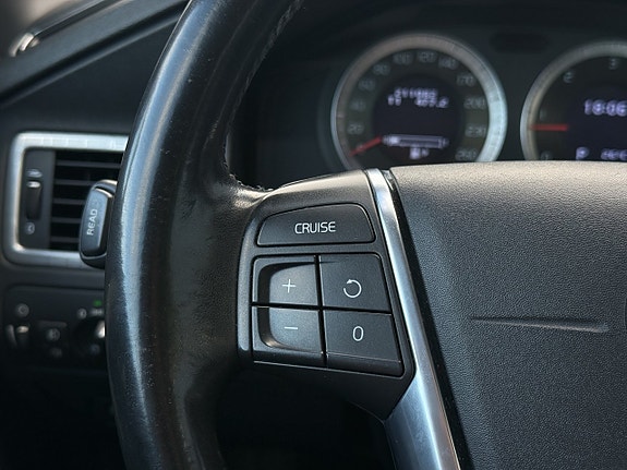 Volvo XC70 25 of 30