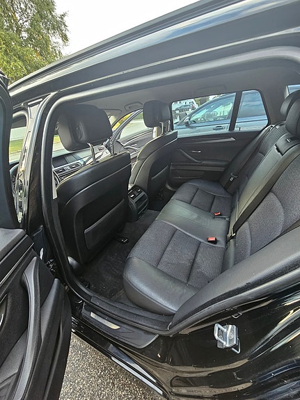 BMW 525d 6 of 8