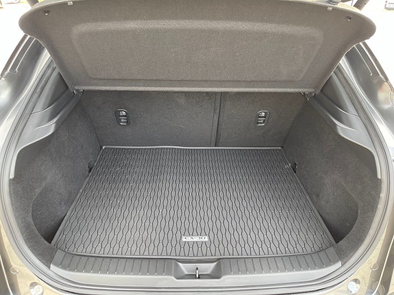 Mazda CX-30 16 of 30