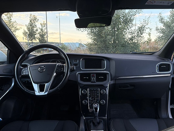 Volvo V40 6 of 7