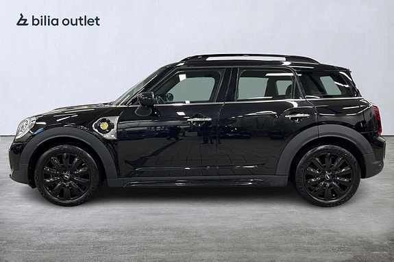MINI Countryman Cooper SE 2 of 24