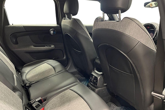 MINI Countryman Cooper SE 21 of 24