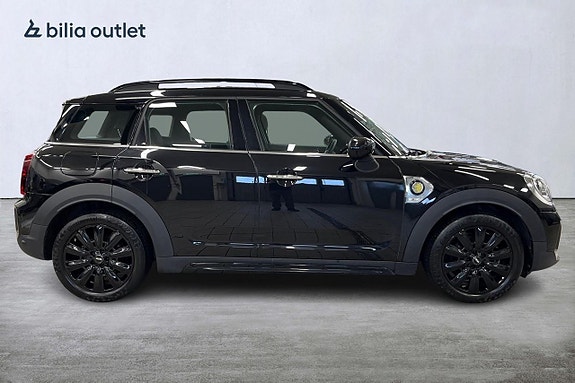 MINI Countryman Cooper SE 7 of 24