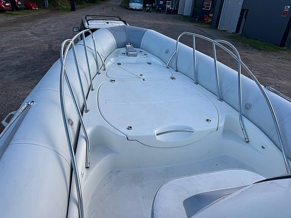 Zodiac Pro Open 850 – 2x Yamaha 225 – endast 304 tim + 80kmH 8 of 12