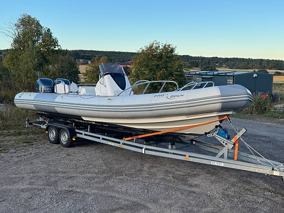 Zodiac Pro Open 850 – 2x Yamaha 225 – endast 304 tim + 80kmH