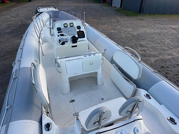 Zodiac Pro Open 850 – 2x Yamaha 225 – endast 304 tim + 80kmH 6 of 12