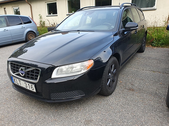 Volvo V70 5 of 5