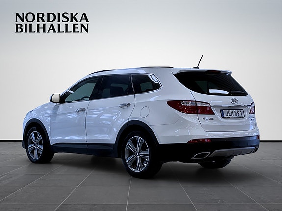 Hyundai Grand Santa Fe 5 of 20