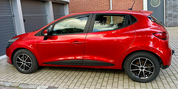 Renault Clio 3 of 6